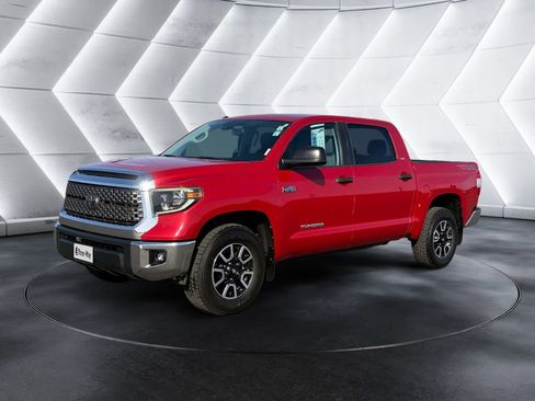 Used 2019 Toyota Tundra SR5 w/ TRD Off Road Package AWD/4WD image 1