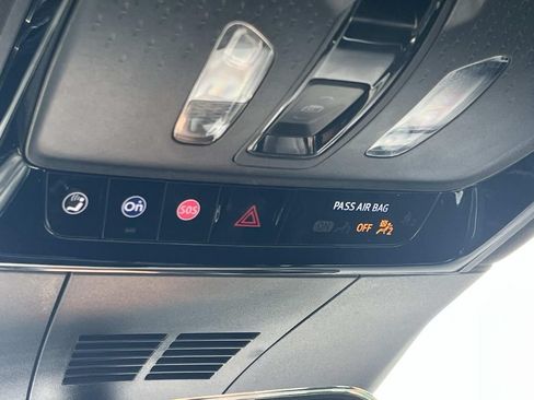 Used 2024 Cadillac Lyriq Tech RWD image 41