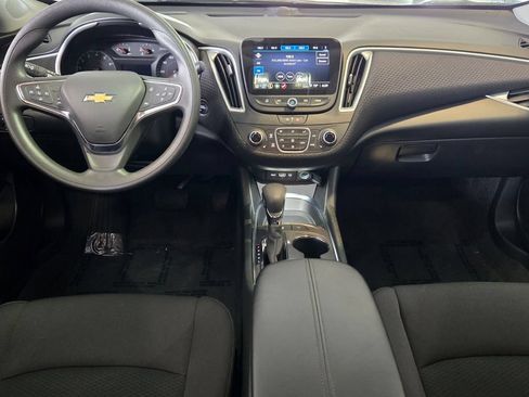Used 2024 Chevrolet Malibu LT FWD image 17