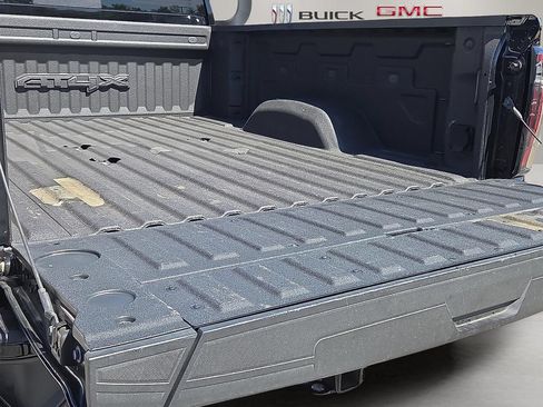 Used 2024 GMC Sierra 2500 AT4X AWD/4WD image 18