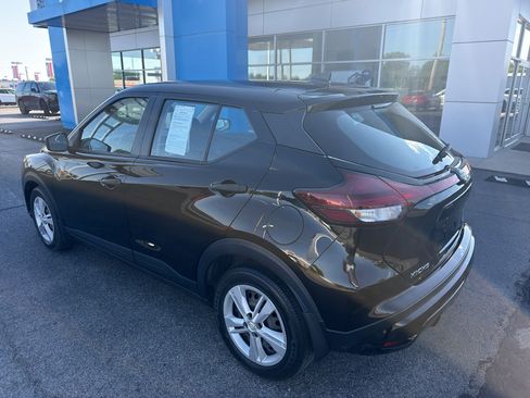 Used 2024 Nissan Kicks S FWD image 6