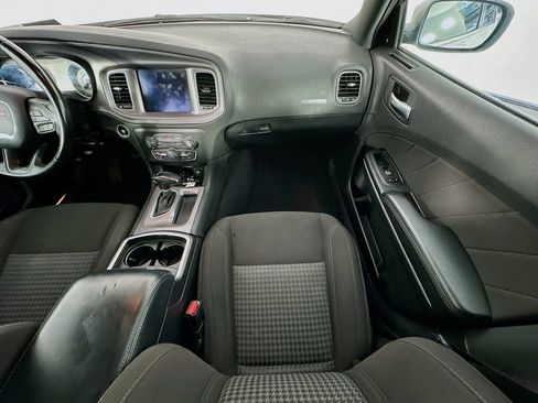Used 2023 Dodge Charger SXT RWD image 11