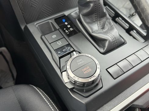 Used 2024 Toyota Tacoma TRD Sport image 21