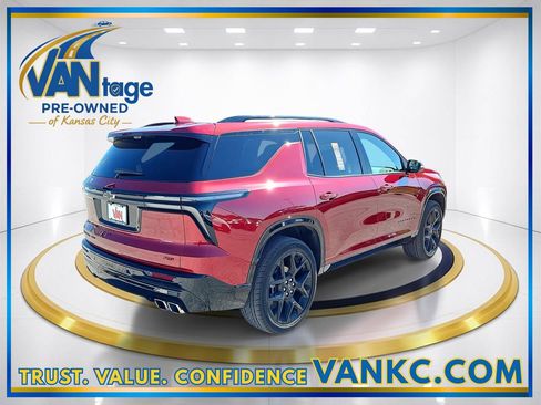 Certified 2024 Chevrolet Traverse RS w/ LPO, Floor Liner Package image 6