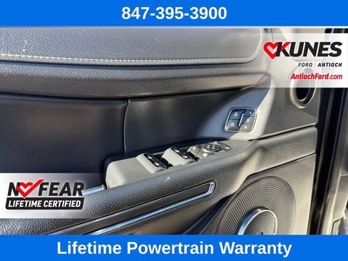 Used 2023 Ford Expedition XLT image 35