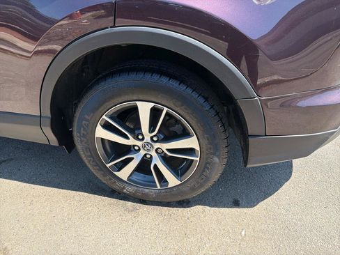 Used 2016 Toyota RAV4 XLE AWD/4WD image 29