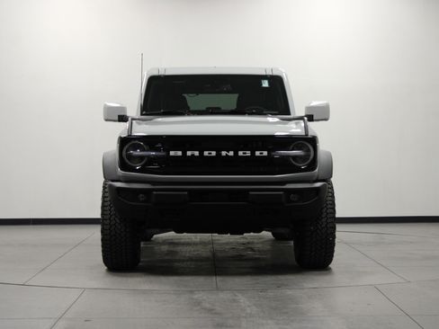 New 2026 Ford Bronco Outer Banks w/ Sasquatch Package AWD/4WD image 9