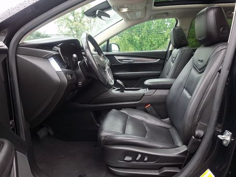 Used 2019 Cadillac XT5 Luxury AWD/4WD image 13