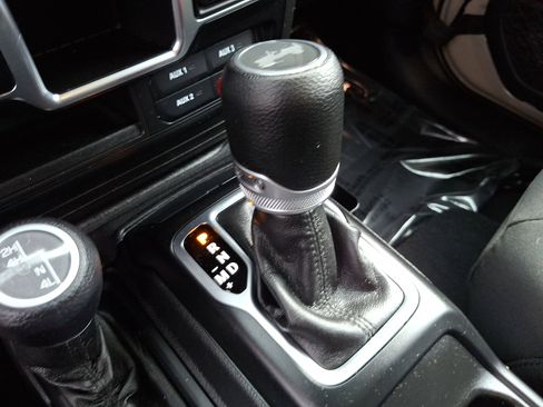 Used 2022 Jeep Wrangler Unlimited Sport image 14