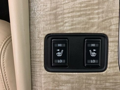 Used 2020 Nissan Murano SL w/ Moonroof Package AWD/4WD image 28