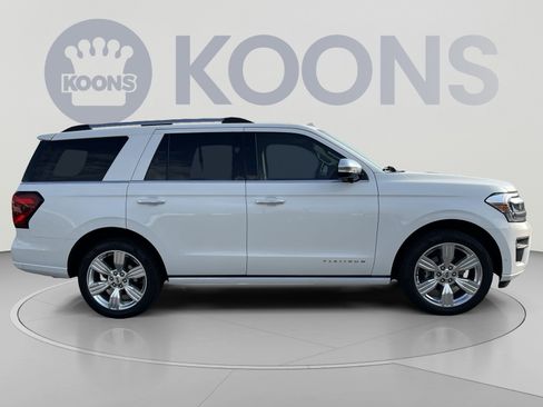 Used 2024 Ford Expedition Platinum AWD/4WD image 17