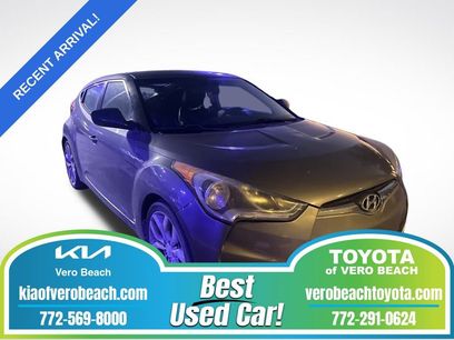 Used 2013 Hyundai Veloster w/ Style Pkg