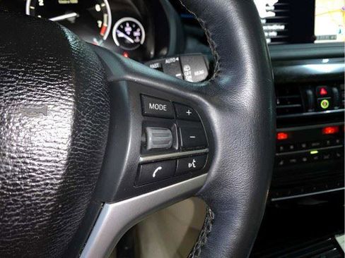 Used 2015 BMW X5 xDrive50i AWD/4WD image 28