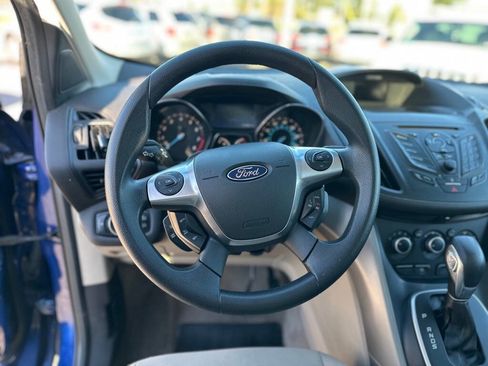 Used 2013 Ford Escape SE image 15