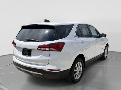 Used 2022 Chevrolet Equinox LT AWD/4WD image 4