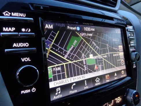 Used 2017 Nissan Murano SL image 23