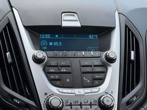 Used 2011 Chevrolet Equinox LT w/ Driver Convenience Package image 9