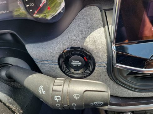 Used 2024 Jeep Compass Latitude w/ Altitude Special Edition AWD/4WD image 35