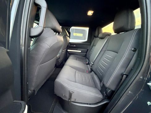 Used 2024 Toyota Tacoma TRD Sport image 11