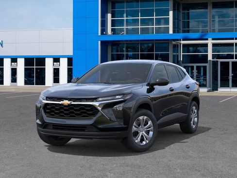 New 2026 Chevrolet Trax LS FWD image 6