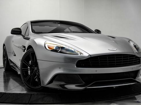 Used 2014 Aston Martin Vanquish Coupe image 22