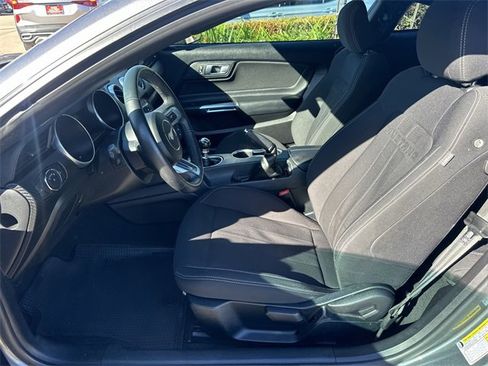 Used 2022 Ford Mustang Coupe image 18