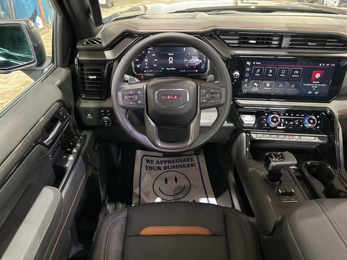 New 2026 GMC Sierra 1500 AT4 w/ Technology Package AWD/4WD image 29
