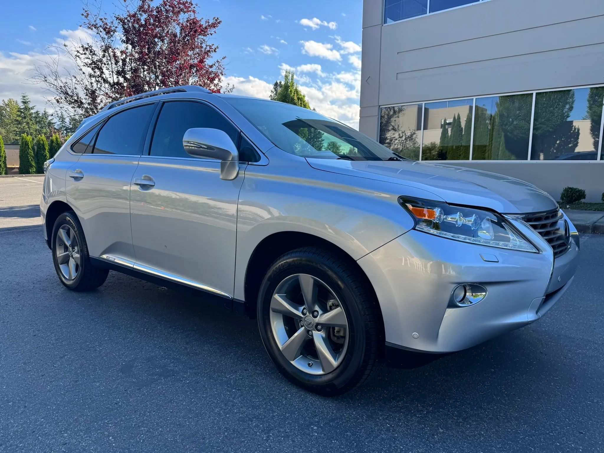 Used 2013 Lexus RX 450h AWD w/ Navigation Pkg image 1