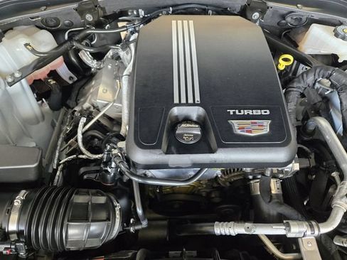 Used 2025 Cadillac CT4 Luxury w/ Sun And Sound Package RWD image 33