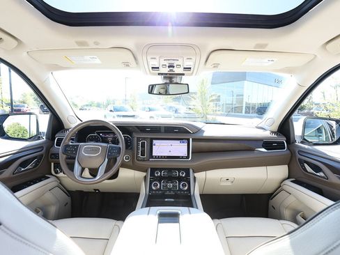 Used 2021 GMC Yukon Denali AWD/4WD image 27
