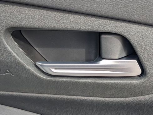 New 2026 Nissan Sentra SV w/ SV Convenience Package FWD image 34
