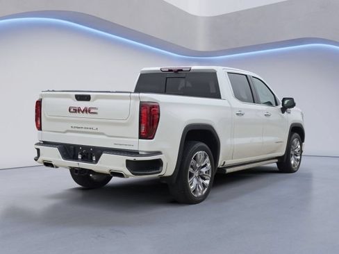 Used 2023 GMC Sierra 1500 Denali AWD/4WD image 3