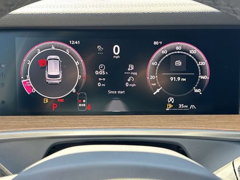 New 2026 Volkswagen Tiguan SEL R-Line AWD/4WD image 31