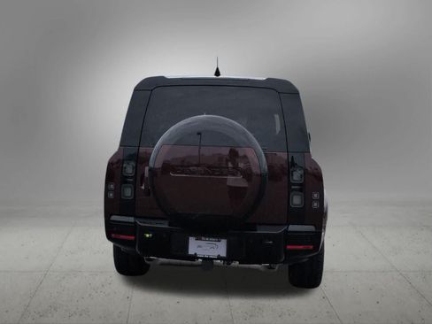 New 2026 Land Rover Defender 130 X-Dynamic SE AWD/4WD image 5