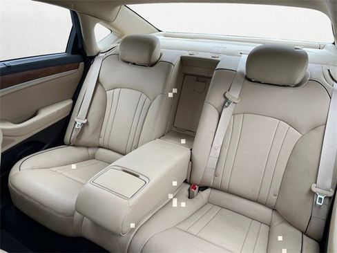 Used 2015 Hyundai Genesis 3.8 w/ Option Group 04 image 14