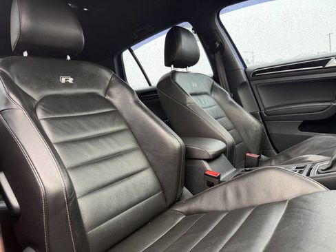 Used 2016 Volkswagen Golf R 4-Door image 19
