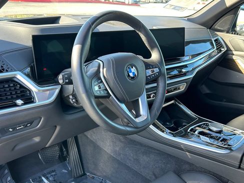 Used 2024 BMW X5 xDrive40i w/ Premium Package AWD/4WD image 13