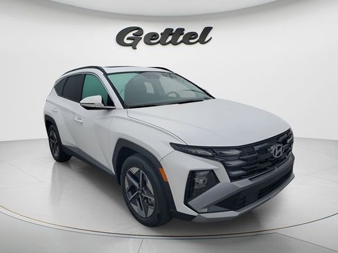 Certified 2025 Hyundai Tucson SEL image 9