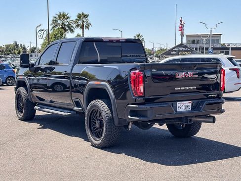 Used 2020 GMC Sierra 3500 AT4 w/ AT4 Premium Package AWD/4WD image 2