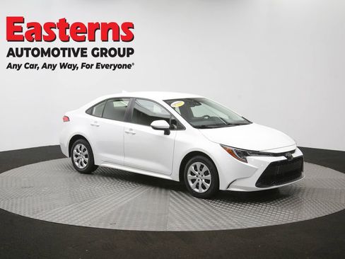 Used 2022 Toyota Corolla LE FWD image 48