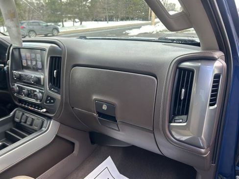 Certified 2018 Chevrolet Silverado 1500 LTZ Z71 w/ LTZ Plus Package image 34