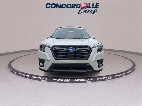 Certified 2023 Subaru Forester Limited AWD/4WD image 3