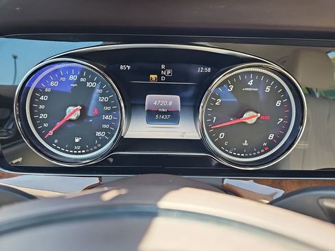 Used 2017 Mercedes-Benz E 300 image 22