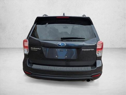 Used 2018 Subaru Forester 2.5i Limited image 6