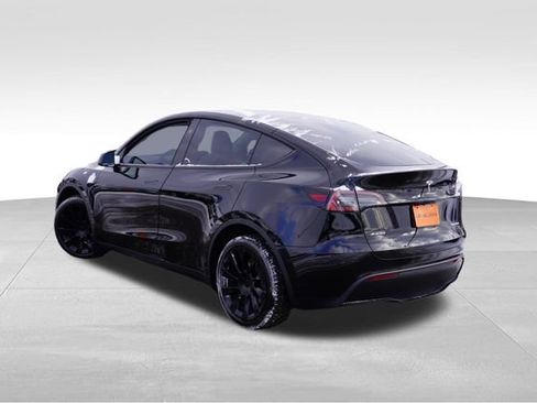 Used 2025 Tesla Model Y Long Range image 7