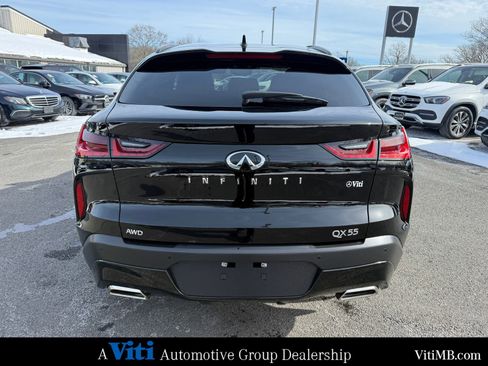 Used 2025 INFINITI QX55 Luxe w/ Cargo Package image 7