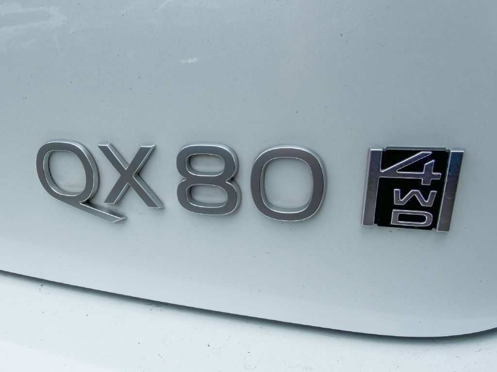 Used 2025 INFINITI QX80 Luxe AWD/4WD image 7
