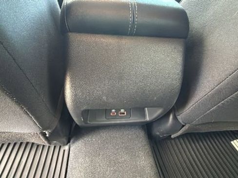 Used 2024 Nissan Altima 2.5 SV FWD image 25