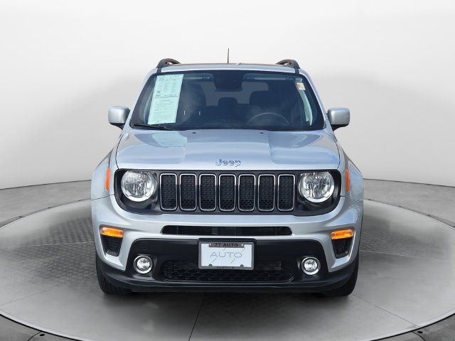 Used 2019 Jeep Renegade Latitude AWD/4WD image 8