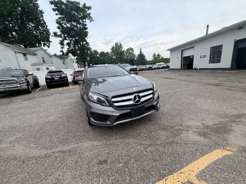 Used 2015 Mercedes-Benz GLA 250 4MATIC image 19